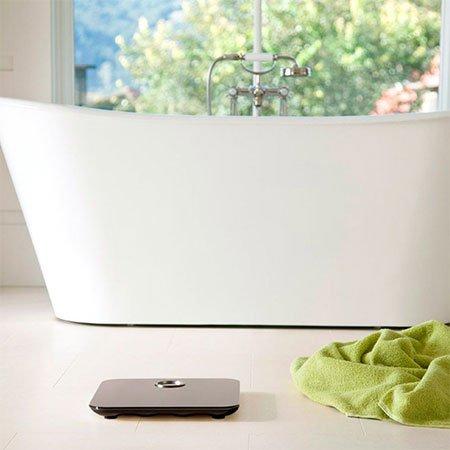 fitbit-aria-scale-bathroom